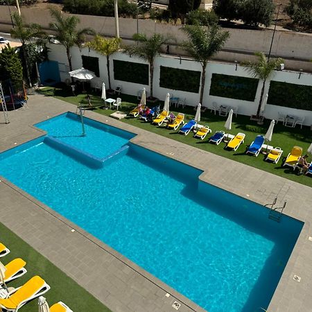 Le Zenith Hotel Orano Esterno foto