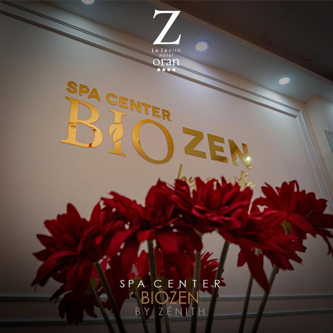 Le Zenith Hotel Orano Esterno foto