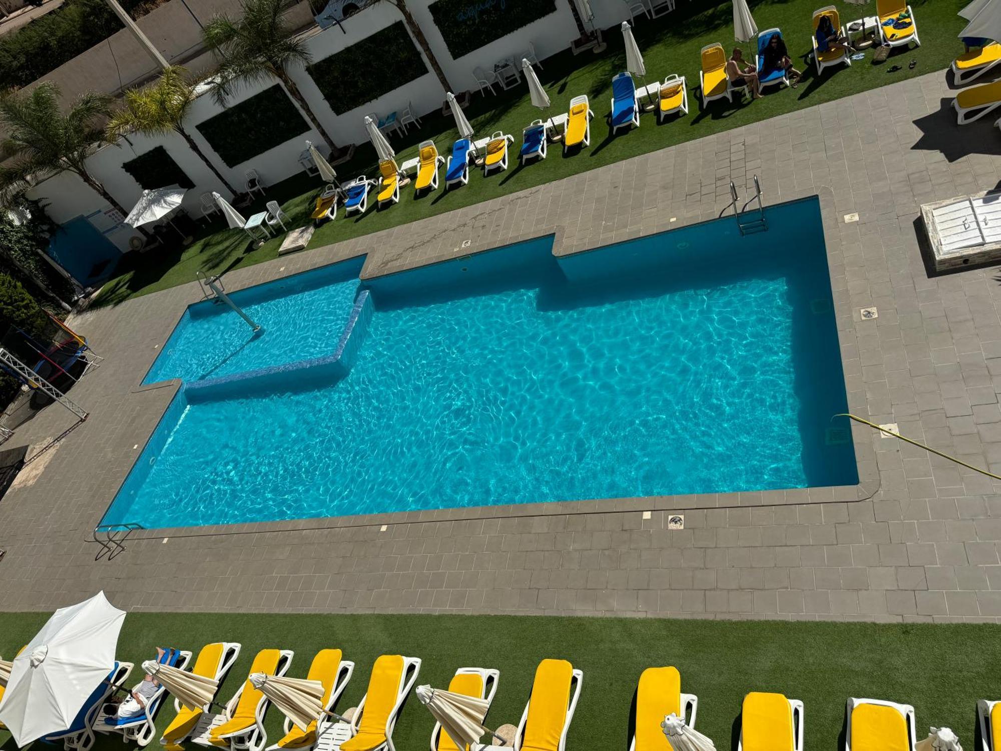 Le Zenith Hotel Orano Esterno foto